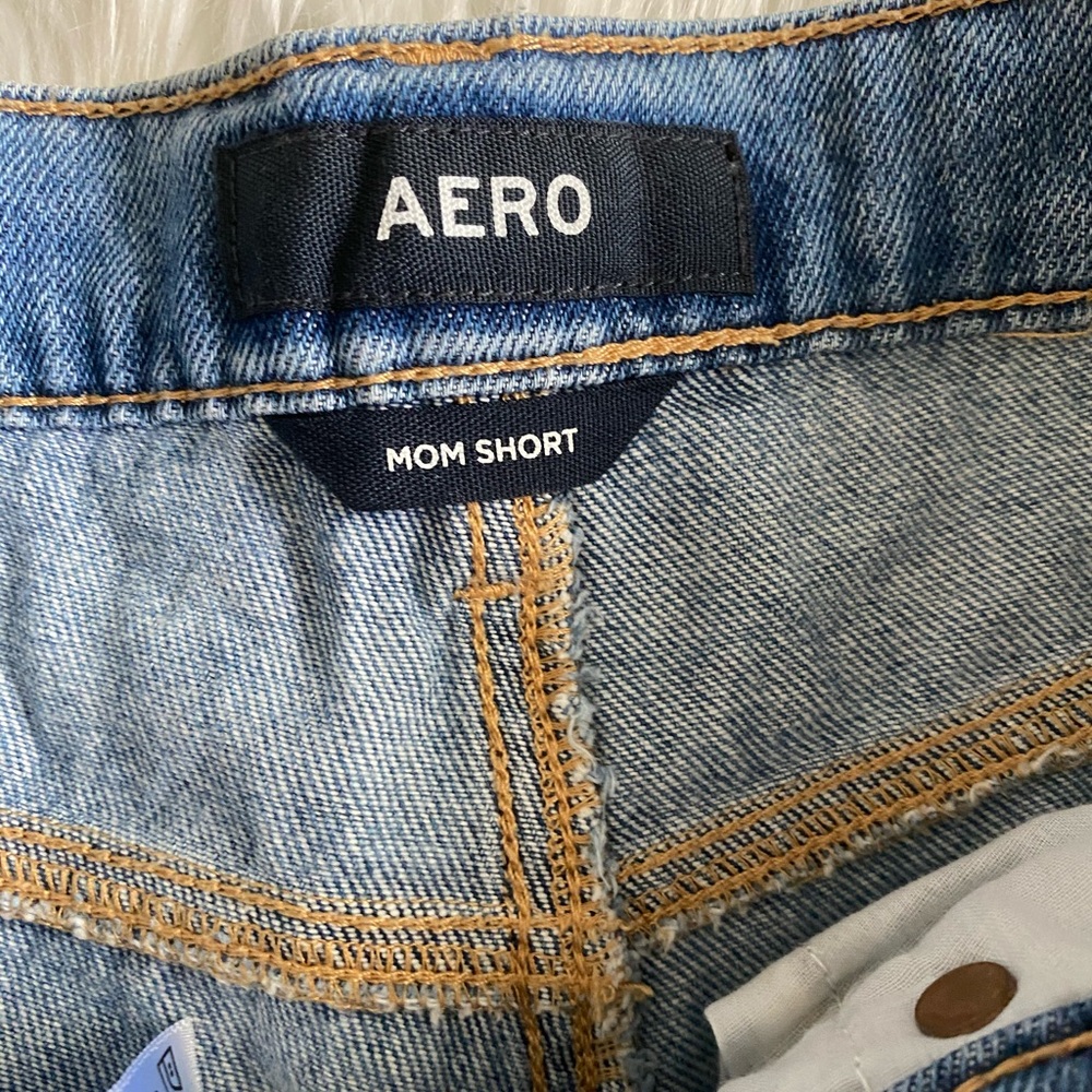 Aeropostale Mom Shorts Size 2 - Picture 4 of 4